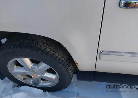 2013 Chevrolet Suburban 1500 Ltz from USA, damaged, VIN 1GNSKKE7XDR105979